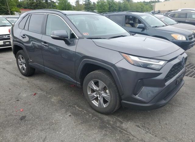 
								2022 Toyota Rav4 full									