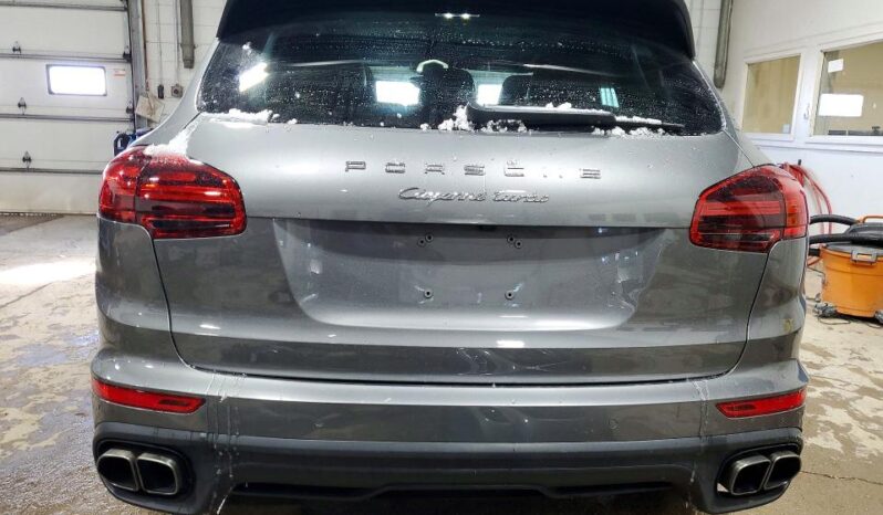 
								2016 Porsche Cayenne full									