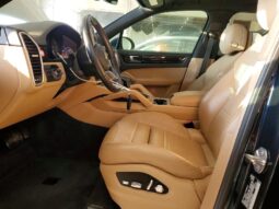 
										2021 Porsche Cayenne full									