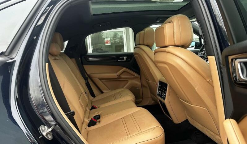 
								2020 Porsche Cayenne full									