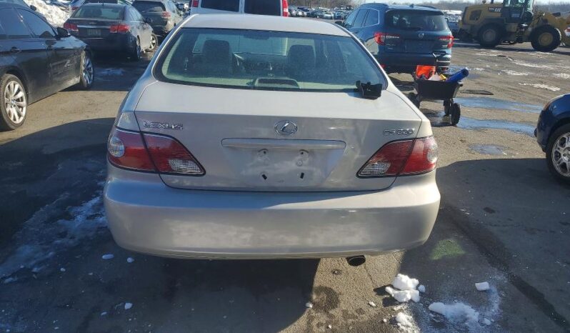 
								2002 Lexus Es 300 full									