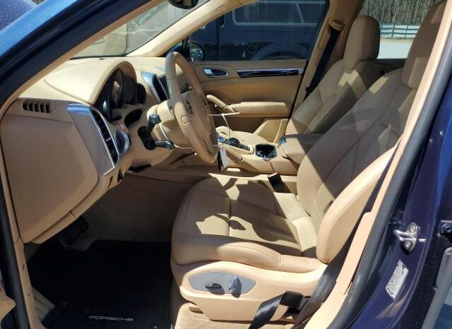 
								2013 Porsche Cayenne full									