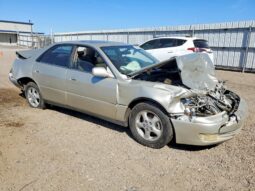
										1998 Lexus Es 300 full									