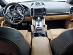 
										2016 Porsche Cayenne full									