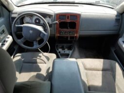 
										2005 Dodge Dakota full									