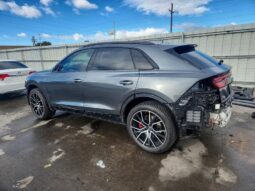 
										2021 Audi Q8 full									