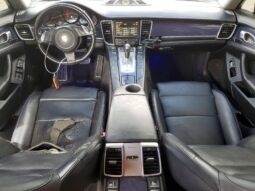 
										2016 Porsche Panamera full									