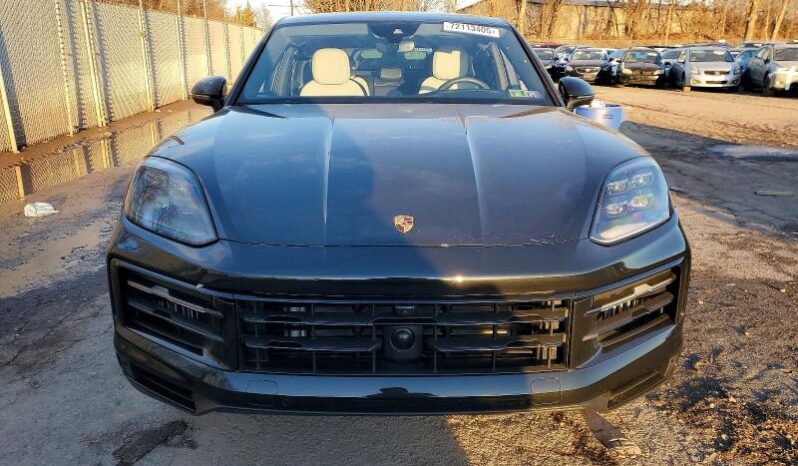 
								2025 Porsche Cayenne full									