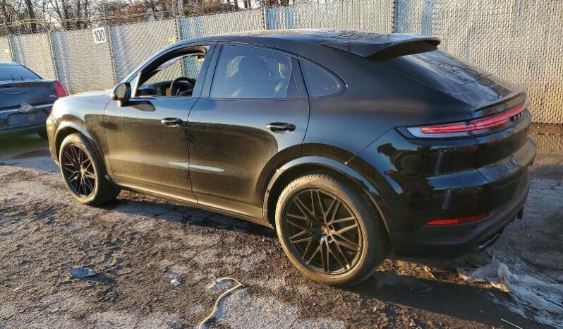 
								2025 Porsche Cayenne full									