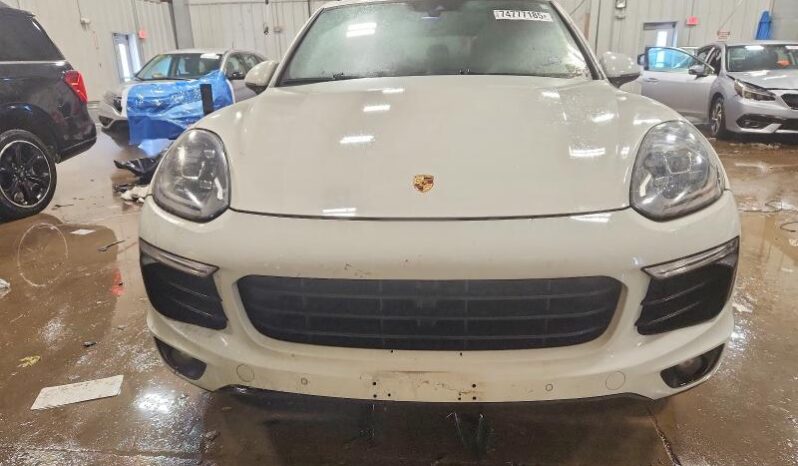 
								2016 Porsche Cayenne full									