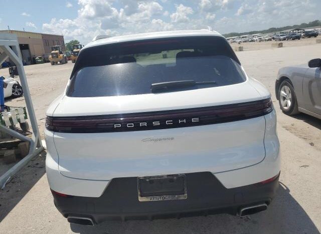 
								2024 Porsche Cayenne full									