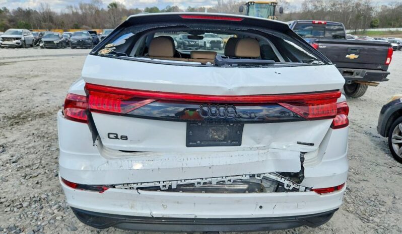 
								2019 Audi Q8 full									