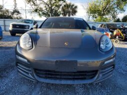 
										2016 Porsche Panamera full									