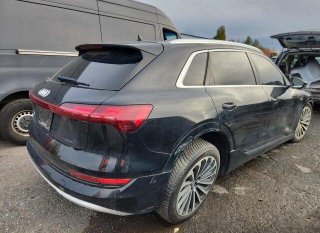 
								2019 Audi E-tron full									
