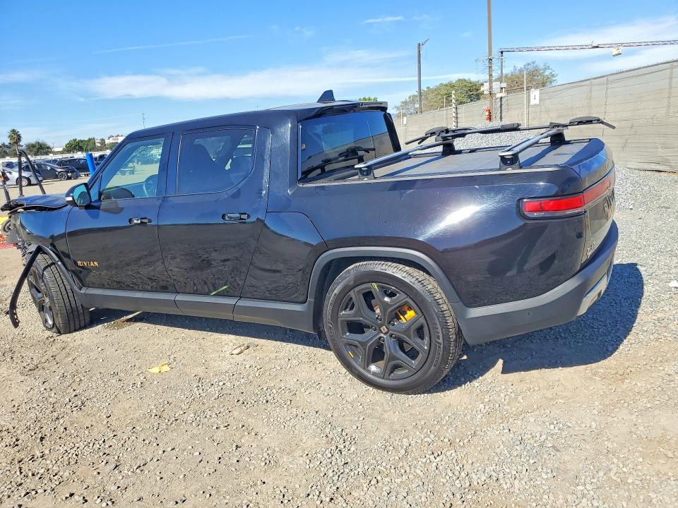 2022 Rivian R1t