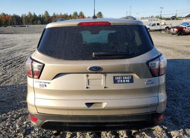 
								2018 Ford Escape se full									