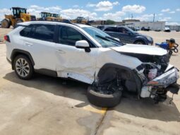 
										2023 Toyota Rav4 full									