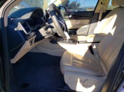 
										2019 Audi Q5 full									