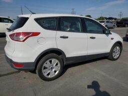 
										2015 Ford Escape s full									