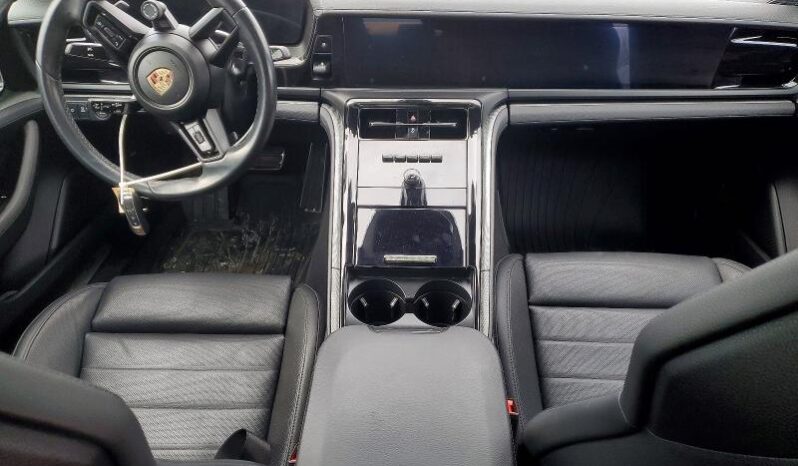
								2024 Porsche Panamera full									