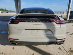 
										2018 Porsche Panamera full									