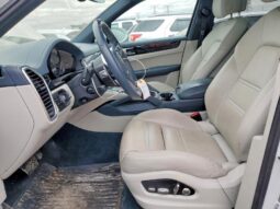 
										2020 Porsche Cayenne full									