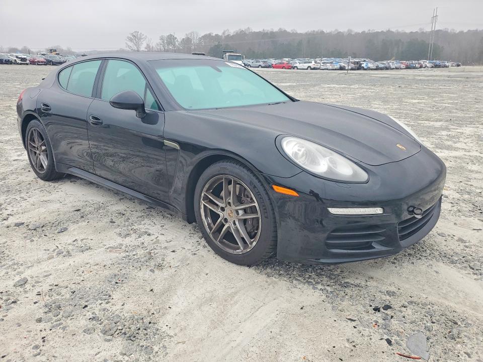 2015 Porsche Panamera