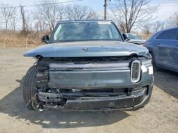 
										2025 Rivian R1s full									