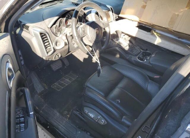 
								2014 Porsche Cayenne full									
