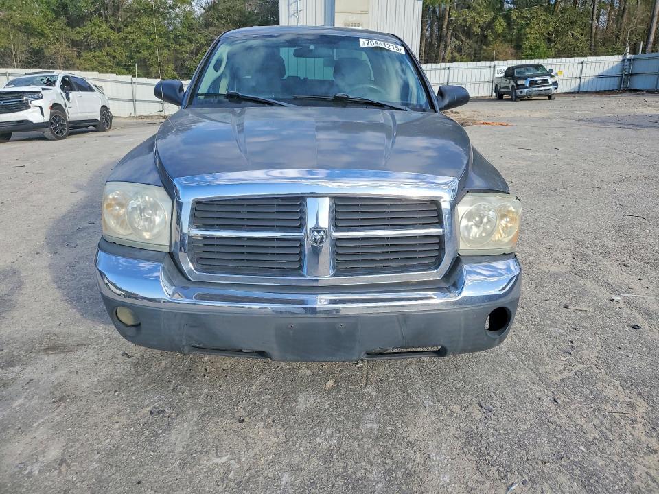 2005 Dodge Dakota