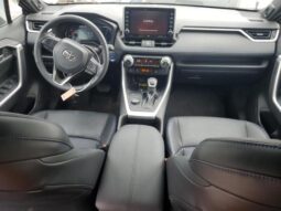 
										2022 Toyota Rav4 full									