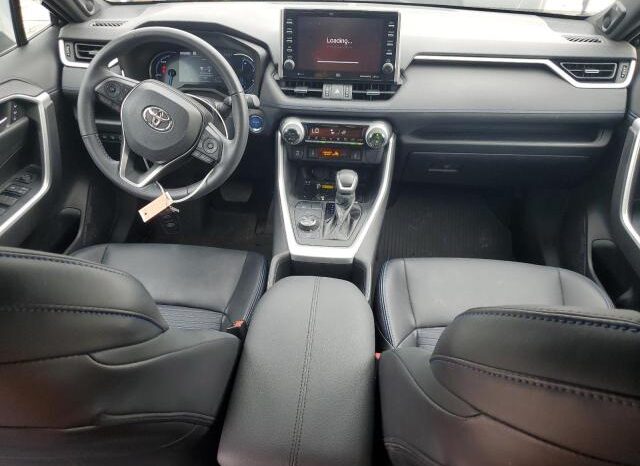 
								2022 Toyota Rav4 full									