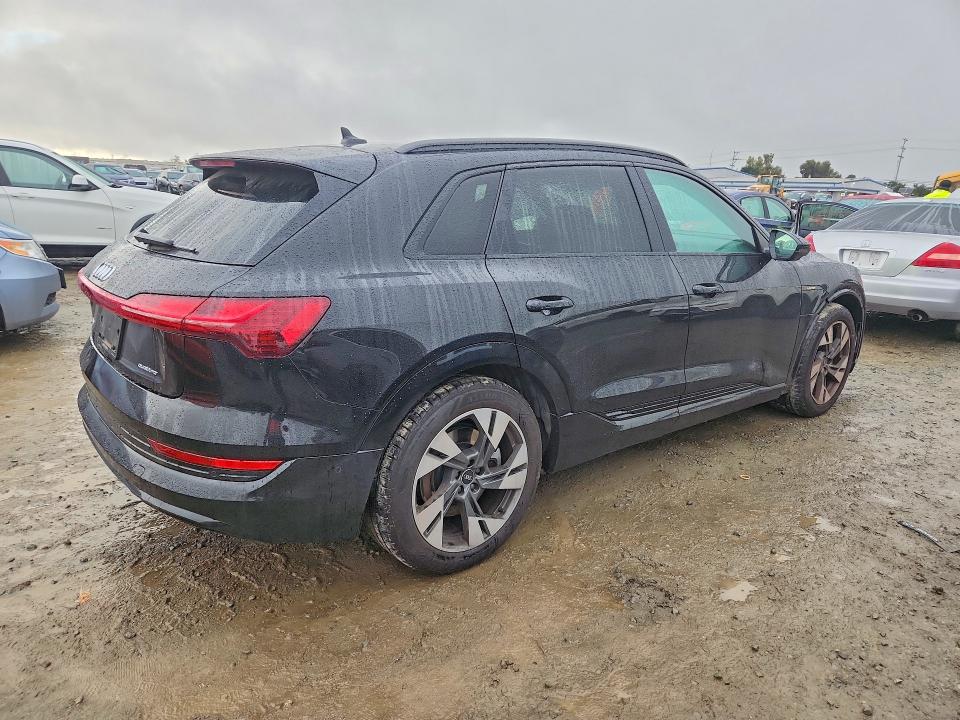 2021 Audi E-tron