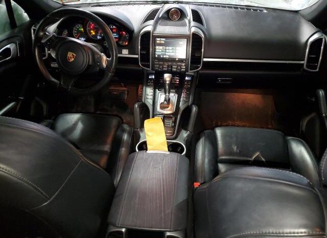
								2013 Porsche Cayenne full									