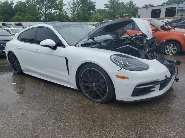 2017 Porsche Panamera