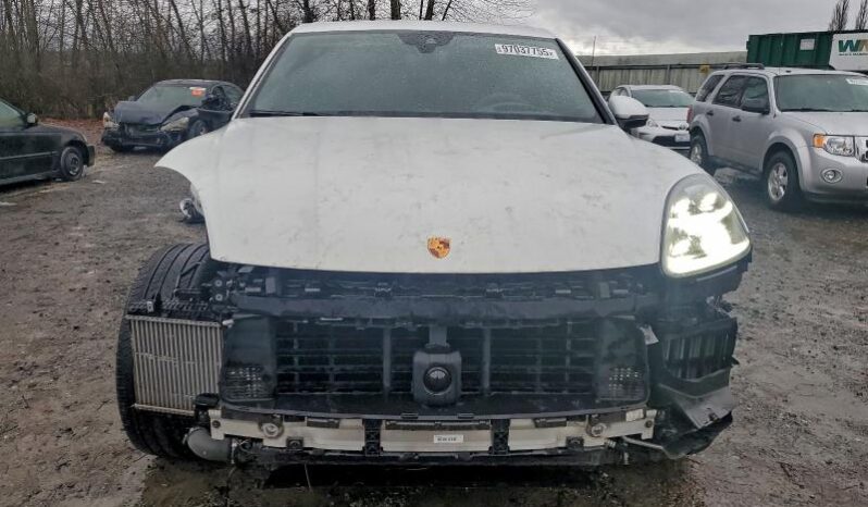 
								2021 Porsche Cayenne full									