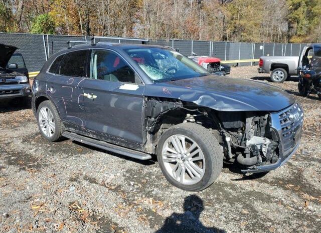 
								2019 Audi Q5 full									