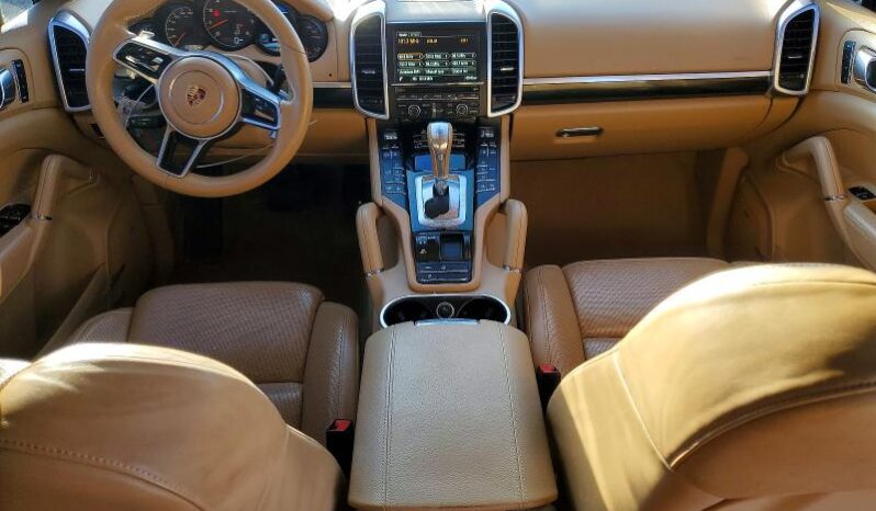 
								2016 Porsche Cayenne full									