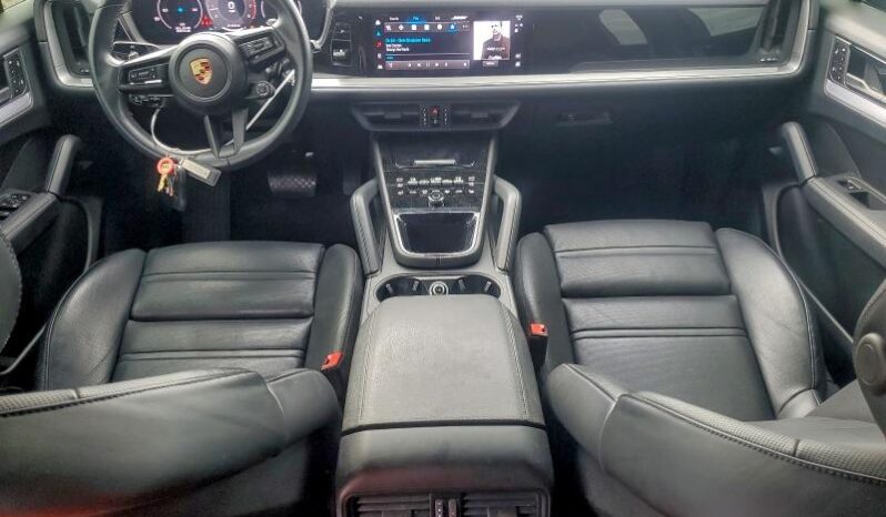 
								2024 Porsche Cayenne full									