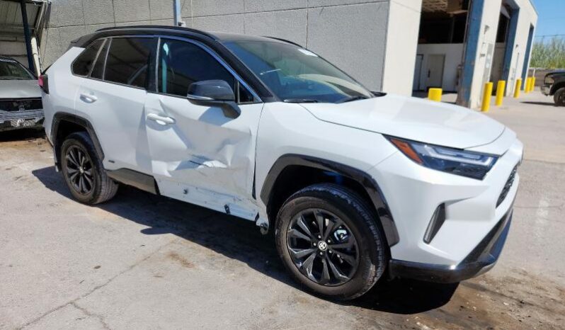 
								2024 Toyota Rav4 full									