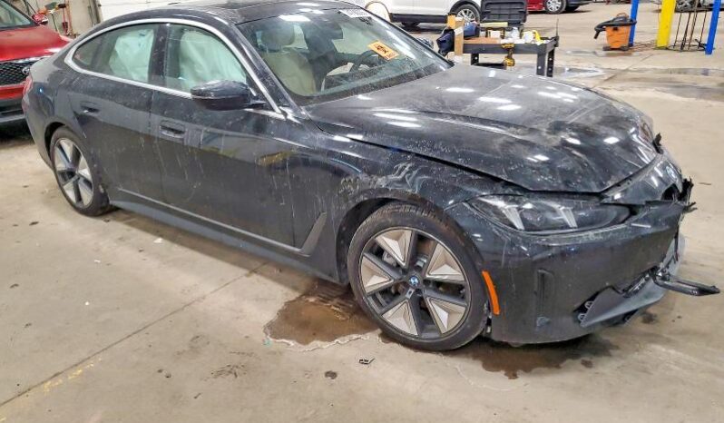
								2025 BMW I4 full									