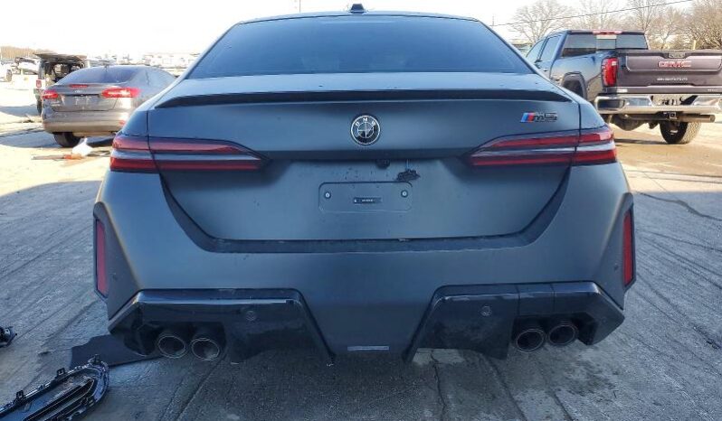 
								2026 BMW M5 full									