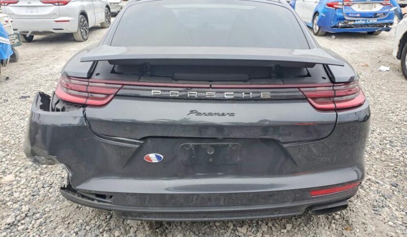 
								2017 Porsche Panamera full									