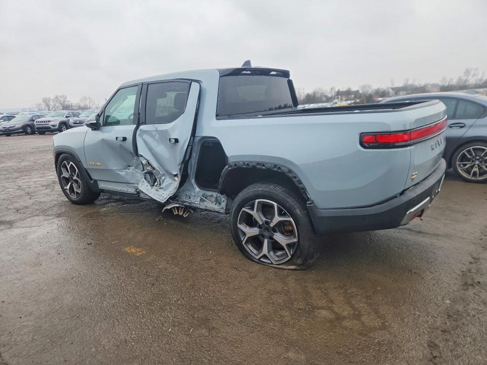 2023 Rivian R1t