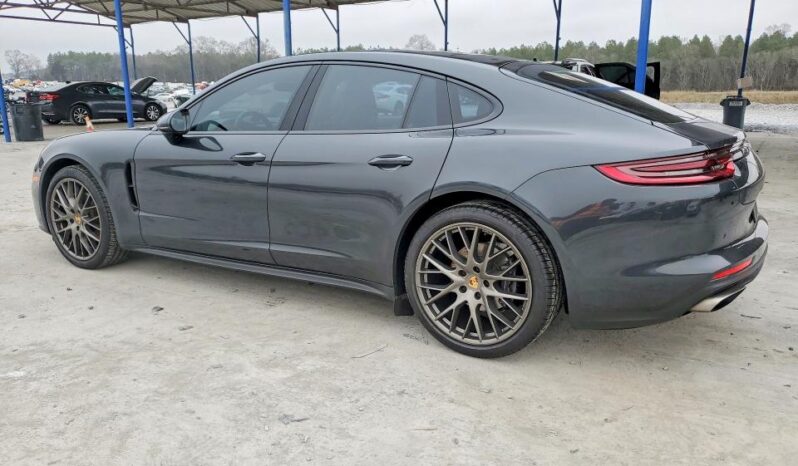 
								2017 Porsche Panamera full									