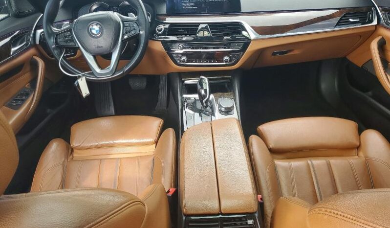 
								2018 BMW 530e full									