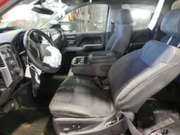 
										2015 Chevrolet Silverado full									