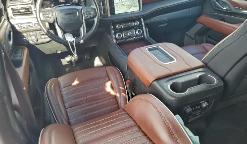 
								2023 Gmc Yukon full									