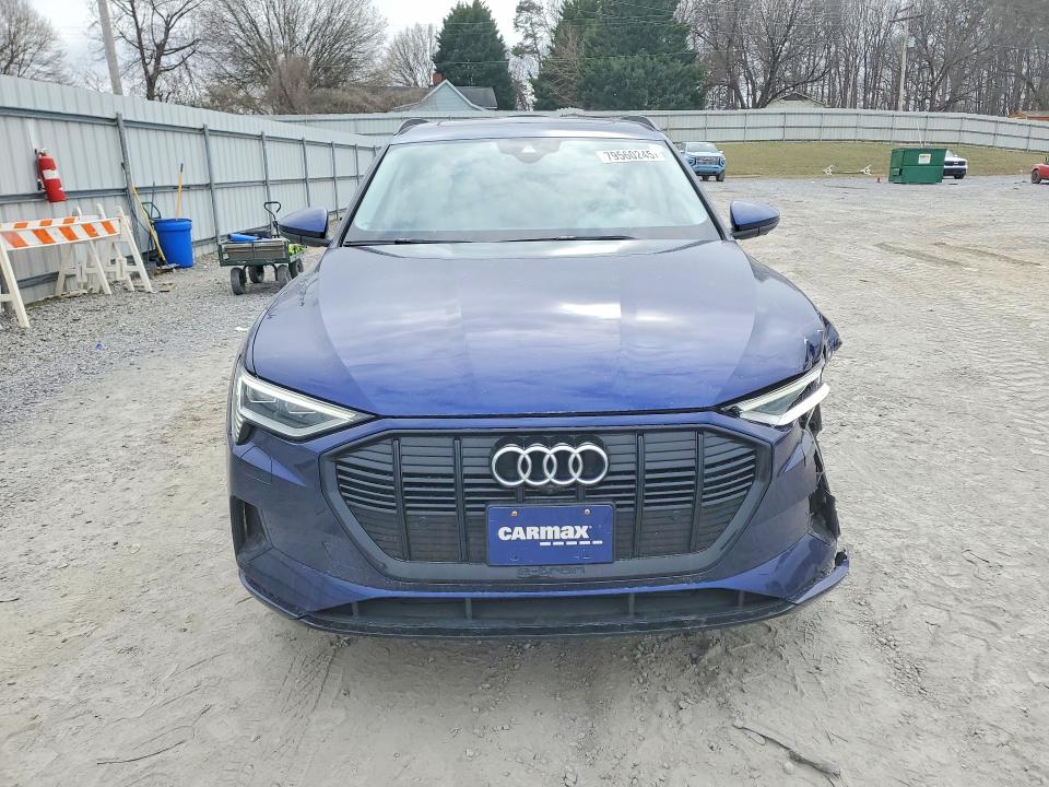 2022 Audi E-tron