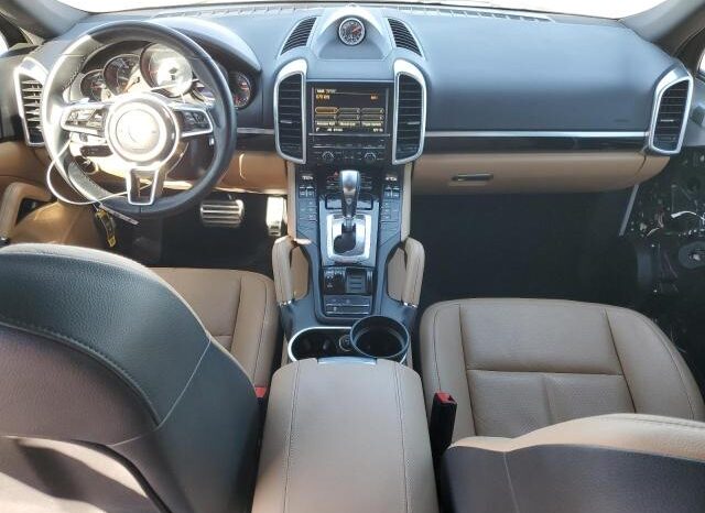 
								2015 Porsche Cayenne full									